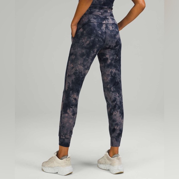 Lululemon Rulu Tie Dye Jogger size 4, like new - Picture 2 of 5
